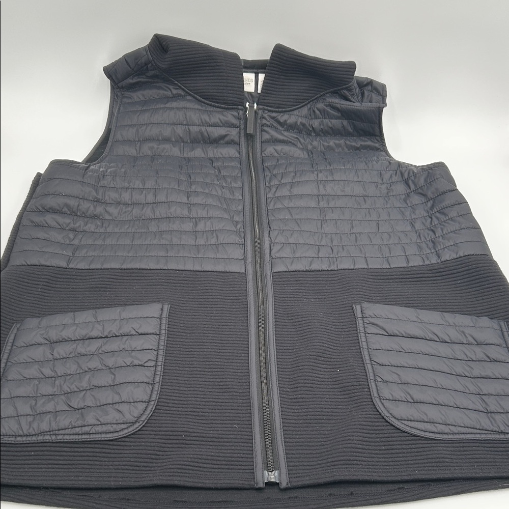 Chico's Black Quilted & Ribbed Vest